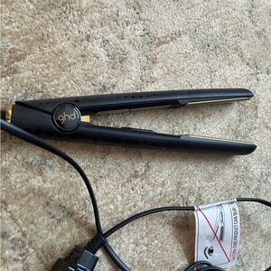 GHD Black Hair Straightener 6.0 gold plates